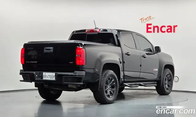 Chevrolet Colorado, 2021, 74 126 км