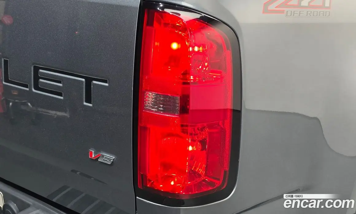 Chevrolet Colorado 2022 3.6 АКПП, фото 9