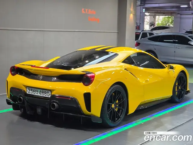 Ferrari 488 2020 3.9 АКПП, миниатюра 3
