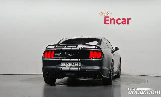 Ford Mustang 2019 2.3 АКПП, миниатюра 4