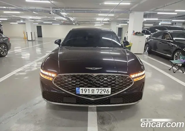 Genesis G90, 2023, 116 219 км
