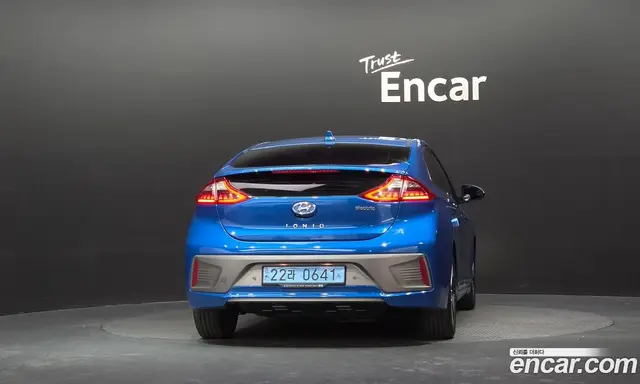 Hyundai Ioniq 2016 АКПП, миниатюра 4