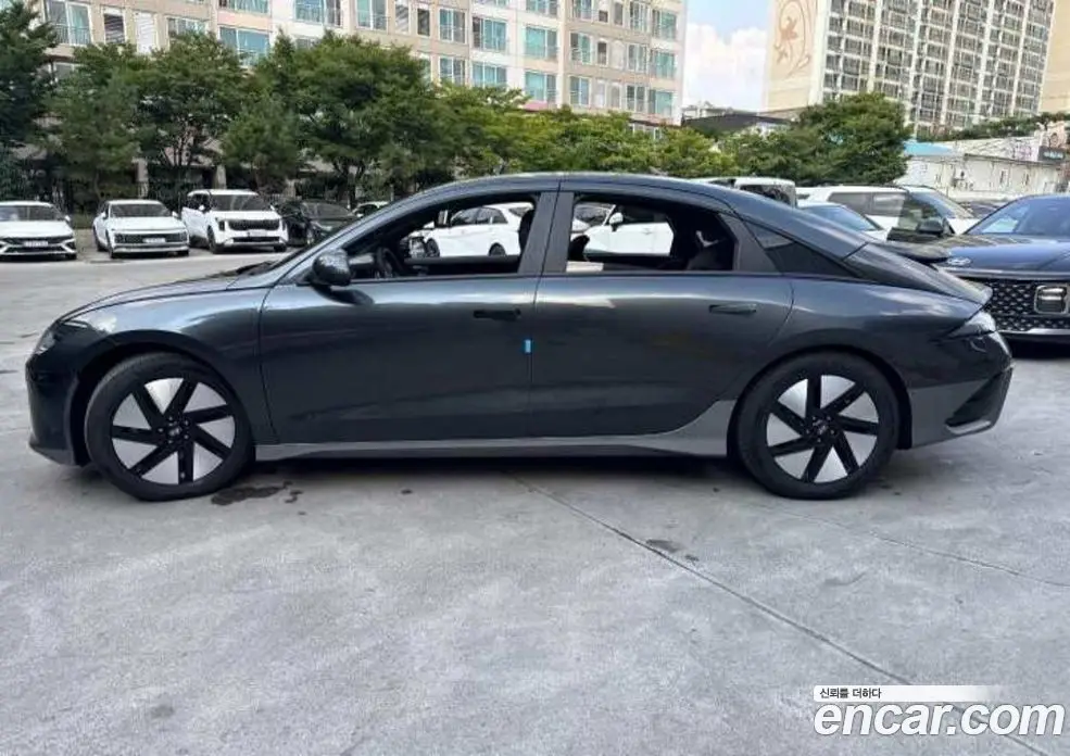 Hyundai Ioniq 6 2023 0.1 АКПП, фото 5
