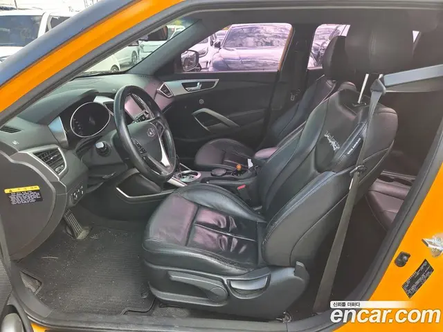 Hyundai Veloster 2014 1.6 АКПП, миниатюра 5 Hyundai Veloster 2014 1.6 АКПП, миниатюра 5