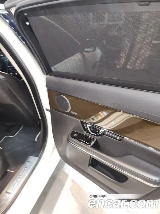 Jaguar XJ 2019 3.0 АКПП, миниатюра 12
