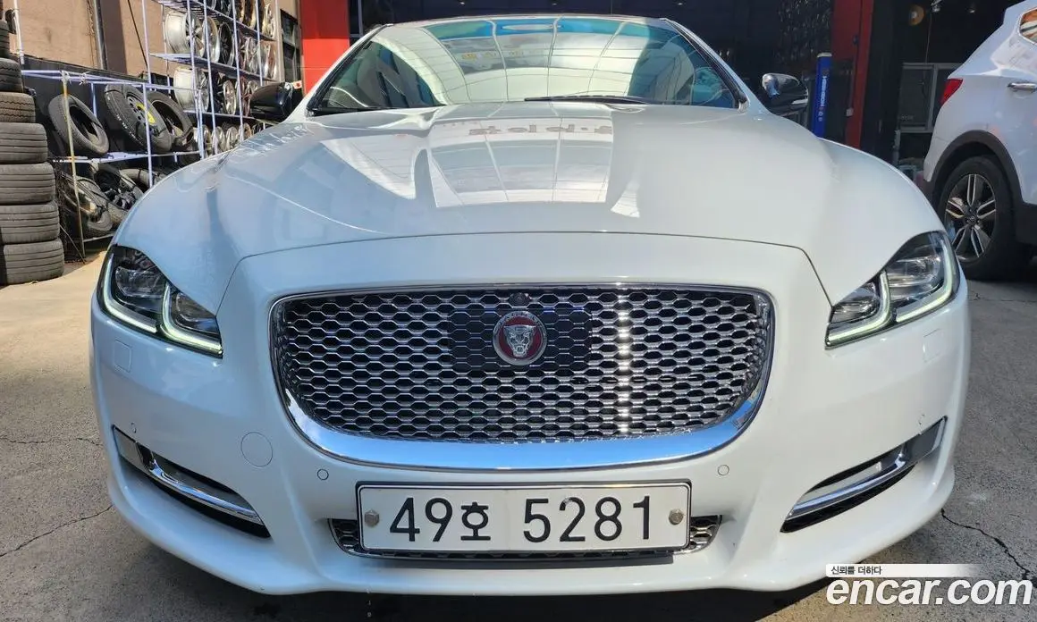 Jaguar XJ 2019 3.0 АКПП, фото 3