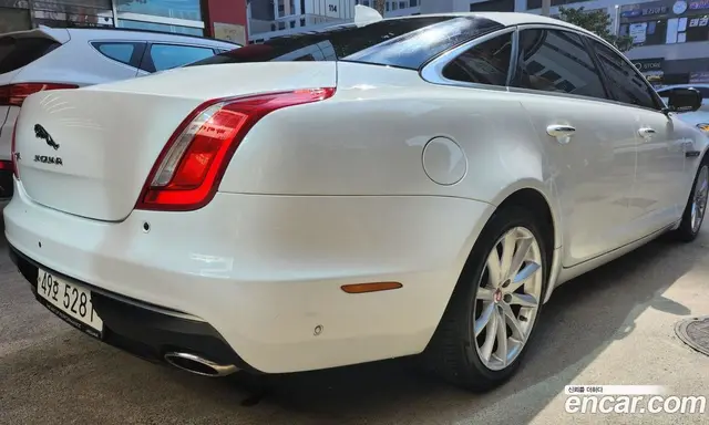 Jaguar XJ 2019 3.0 АКПП, миниатюра 6