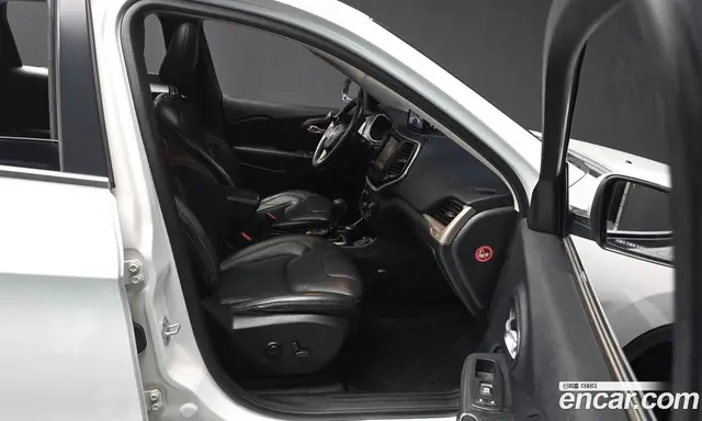 Jeep Cherokee 2016 2.4 АКПП, миниатюра 11 Jeep Cherokee 2016 2.4 АКПП, миниатюра 11