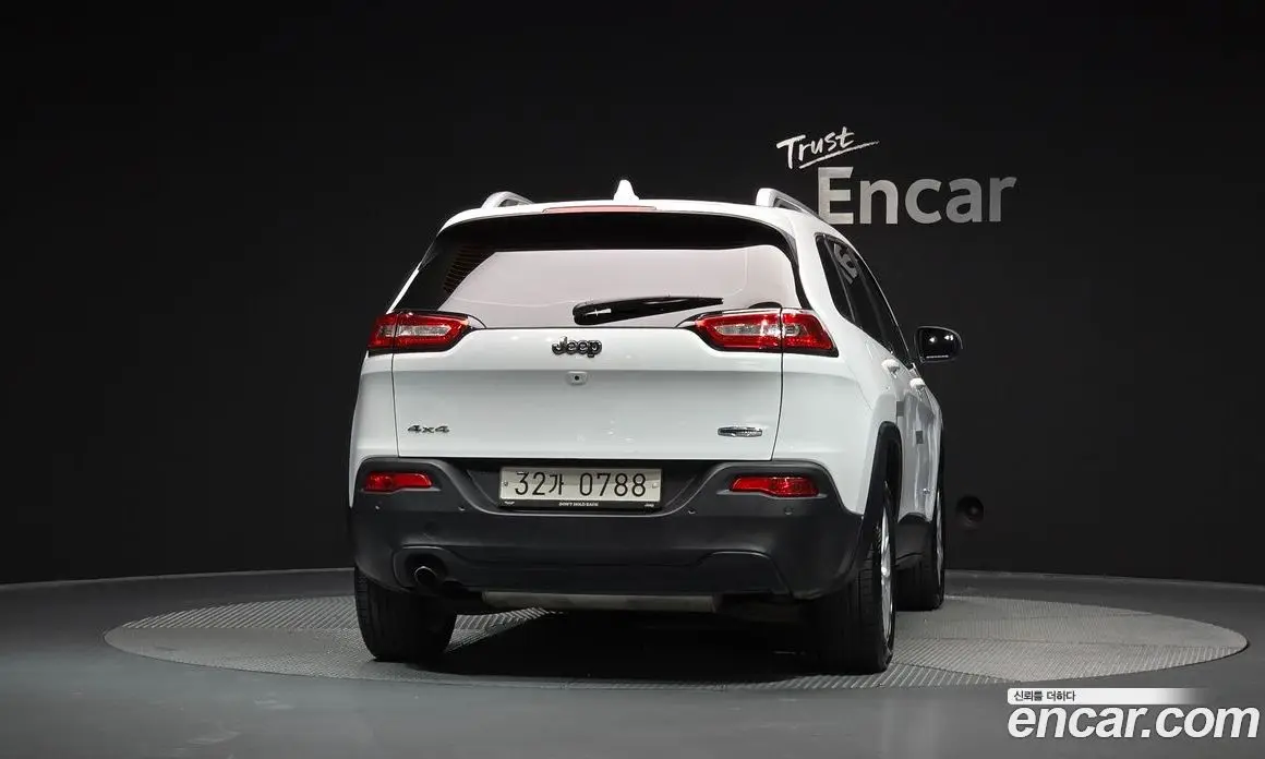 Jeep Cherokee 2016 2.4 АКПП, фото 4 Jeep Cherokee 2016 2.4 АКПП, фото 4