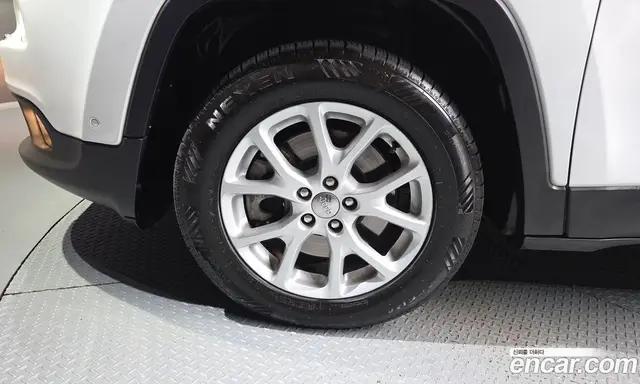 Jeep Cherokee 2016 2.4 АКПП, миниатюра 5 Jeep Cherokee 2016 2.4 АКПП, миниатюра 5