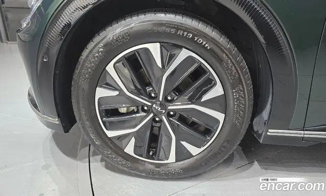 Kia EV6 2022 0.1 АКПП, миниатюра 5 Kia EV6 2022 0.1 АКПП, миниатюра 5