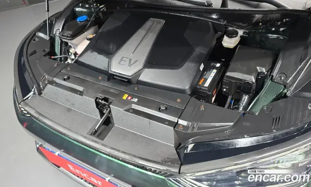 Kia EV6 2022 0.1 АКПП, миниатюра 6 Kia EV6 2022 0.1 АКПП, миниатюра 6