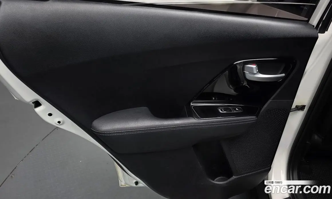 Kia Niro 2016 1.6 АКПП, фото 14