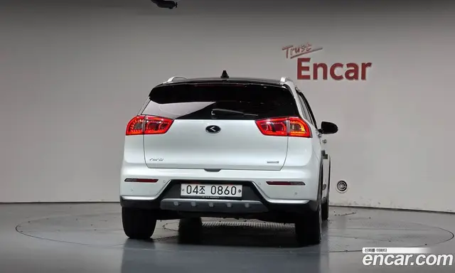 Kia Niro 2016 1.6 АКПП, миниатюра 3
