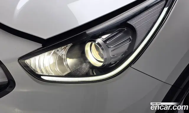 Kia Niro 2016 1.6 АКПП, миниатюра 7