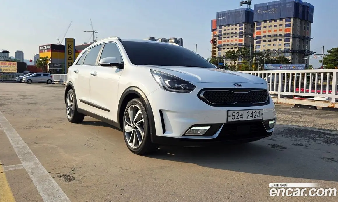 Kia Niro 2017 1.6 АКПП, фото 1 Kia Niro 2017 1.6 АКПП, фото 1