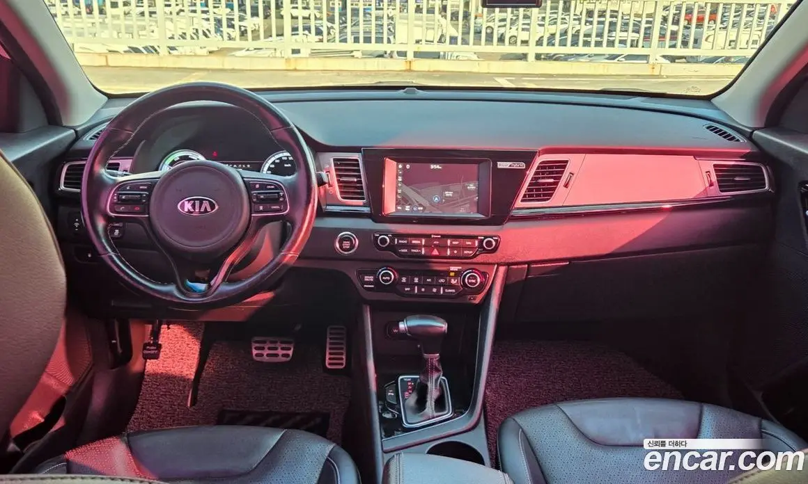 Kia Niro 2017 1.6 АКПП, фото 12 Kia Niro 2017 1.6 АКПП, фото 12