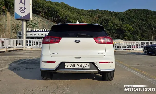 Kia Niro 2017 1.6 АКПП, миниатюра 6 Kia Niro 2017 1.6 АКПП, миниатюра 6
