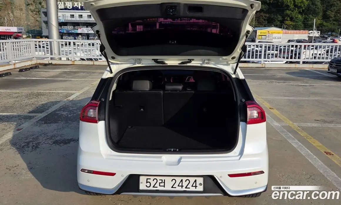 Kia Niro 2017 1.6 АКПП, фото 9 Kia Niro 2017 1.6 АКПП, фото 9