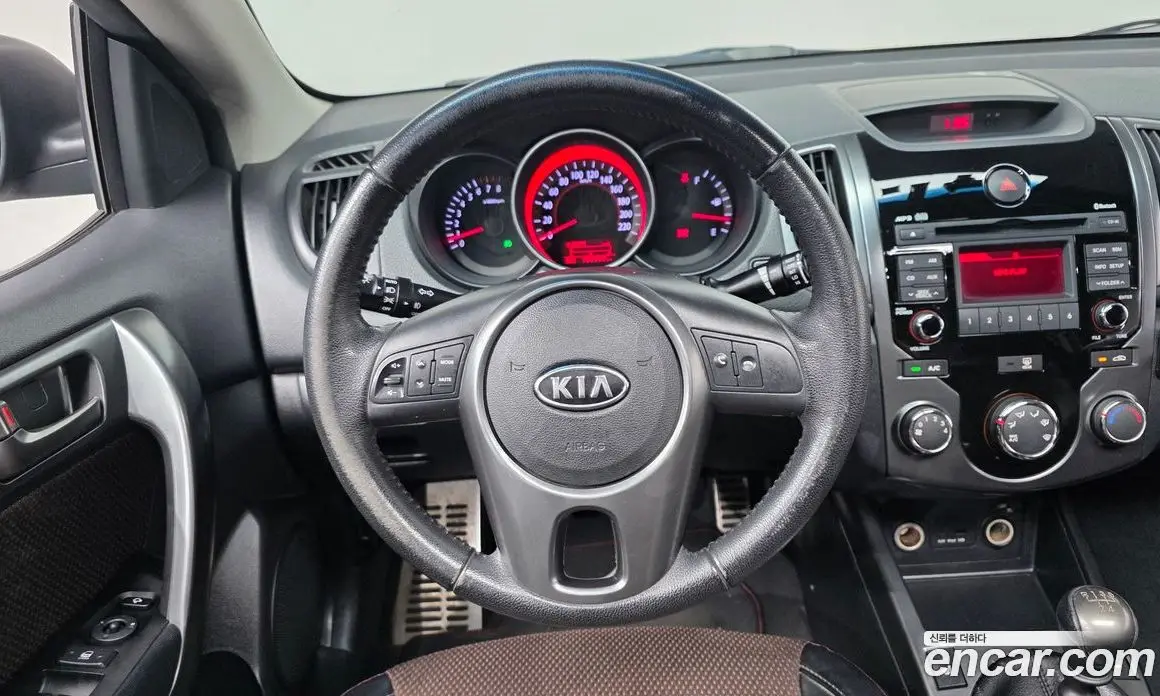 Kia Porte 2009 2.0 МКПП, фото 13