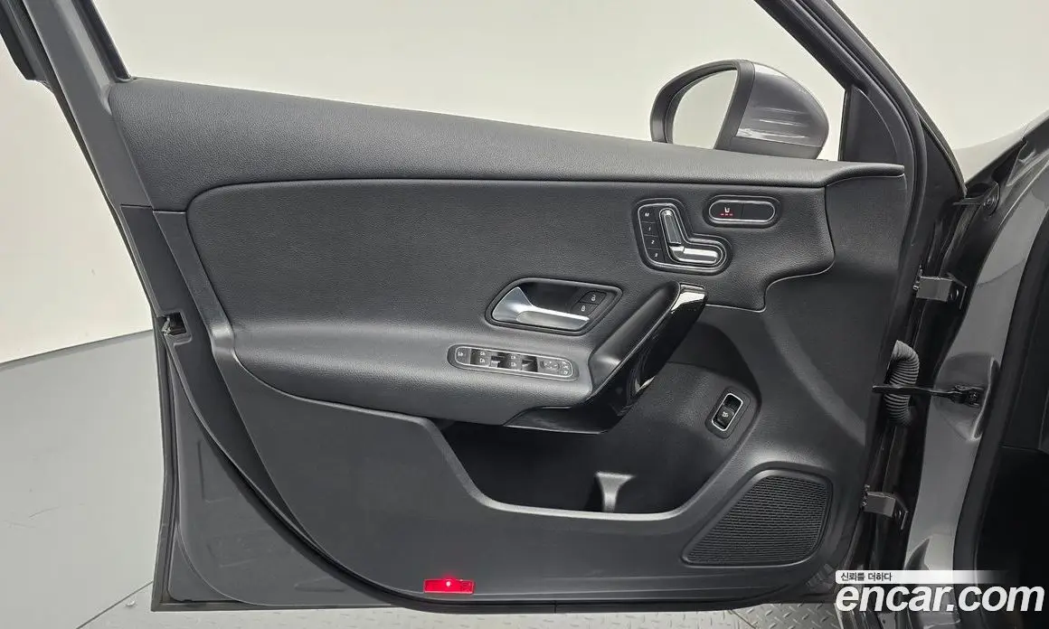 Mercedes-Benz A-Class 2020 2.0 АКПП, фото 14