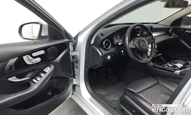 Mercedes-Benz C-Class 2018 1.6 АКПП, миниатюра 10 Mercedes-Benz C-Class 2018 1.6 АКПП, миниатюра 10
