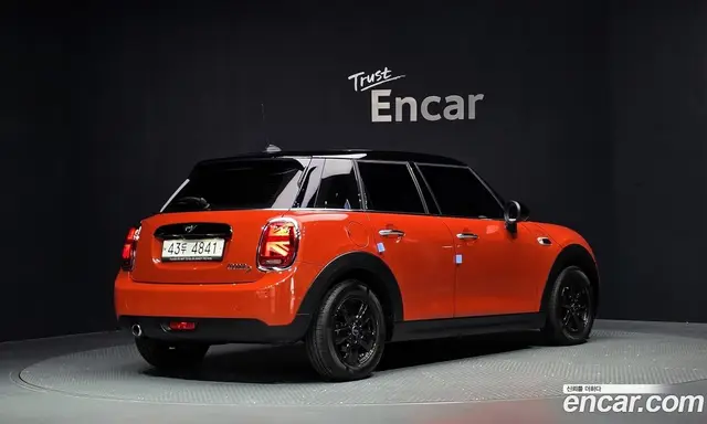 Mini Cooper 2019 1.5 АКПП, миниатюра 2