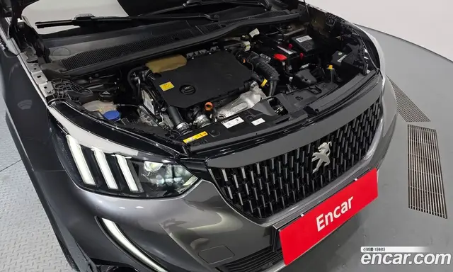 Peugeot 2008 2021 1.5 АКПП, миниатюра 6