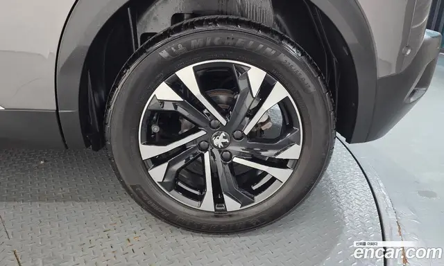 Peugeot 2008 2021 1.5 АКПП, миниатюра 7