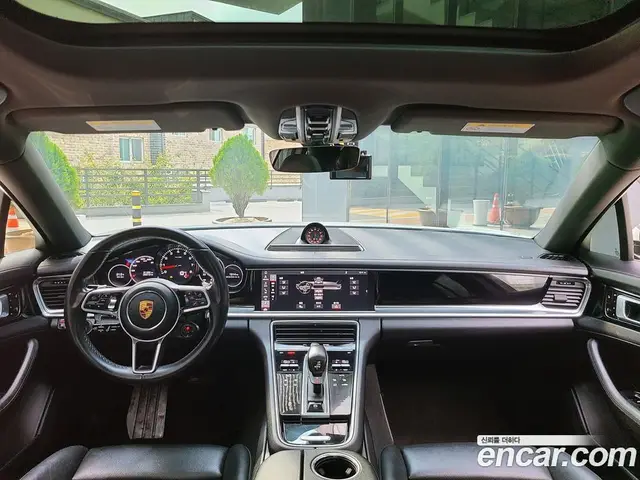 Porsche Panamera 2018 3.0 АКПП, миниатюра 5