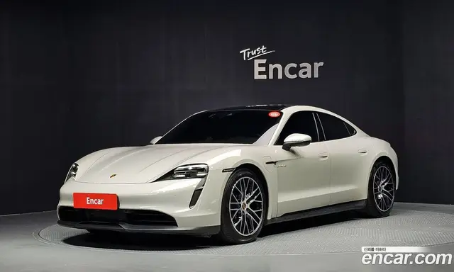 Porsche Taycan, 2023, 51 347 км