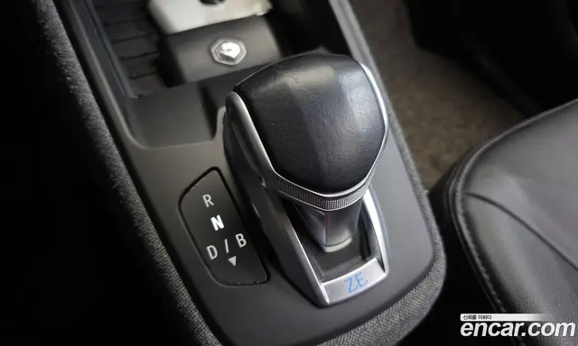 Renault (Samsung) Zoe 2020 0.2 АКПП, миниатюра 7