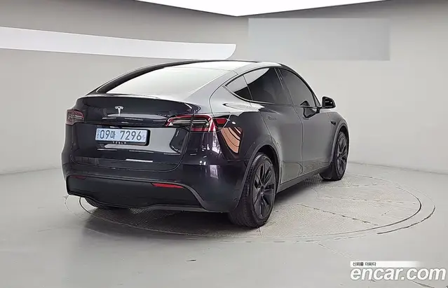 Tesla Model Y 2025 0.2 АКПП, миниатюра 2 Tesla Model Y 2025 0.2 АКПП, миниатюра 2