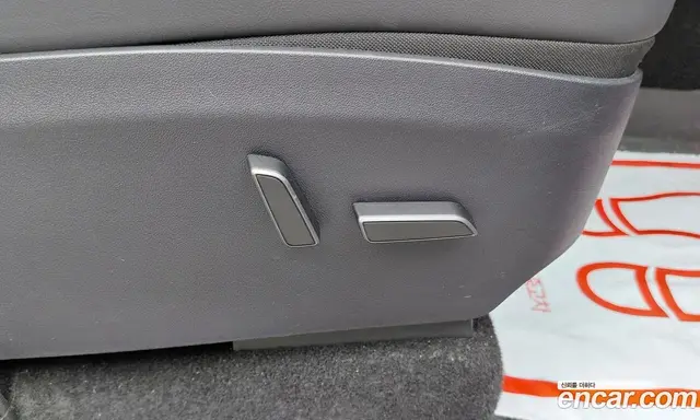 Tesla Model Y 2025 0.2 АКПП, миниатюра 10 Tesla Model Y 2025 0.2 АКПП, миниатюра 10