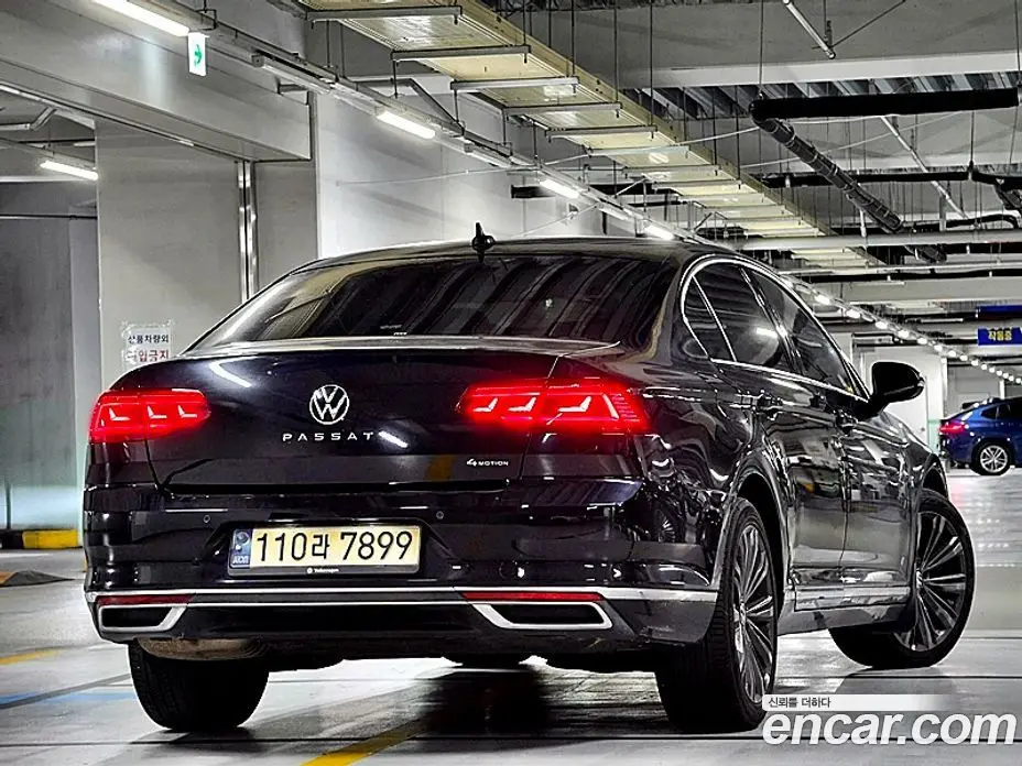 Volkswagen Passat 2022 2.0 АКПП, фото 12