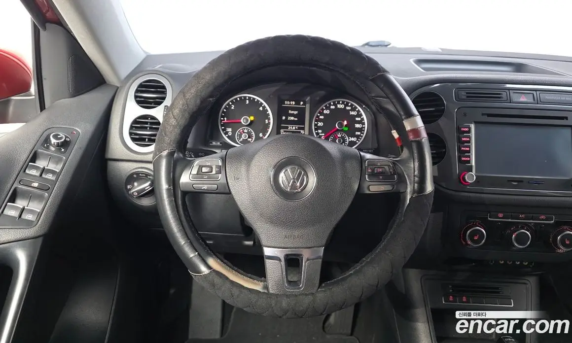 Volkswagen Tiguan 2015 2.0 АКПП, фото 13