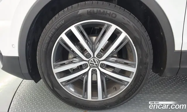 Volkswagen Tiguan 2021 2.0 АКПП, миниатюра 5