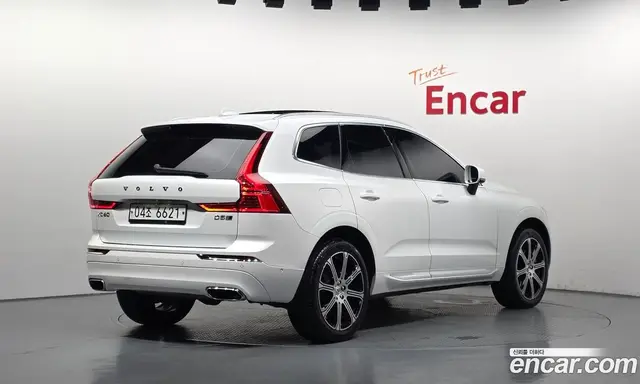 Volvo XC60 2019 2.0 АКПП, миниатюра 2 Volvo XC60 2019 2.0 АКПП, миниатюра 2