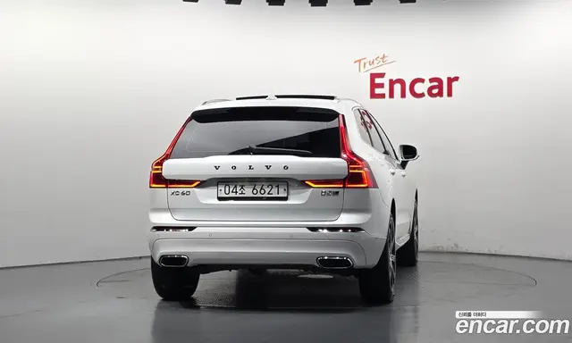 Volvo XC60 2019 2.0 АКПП, миниатюра 4 Volvo XC60 2019 2.0 АКПП, миниатюра 4
