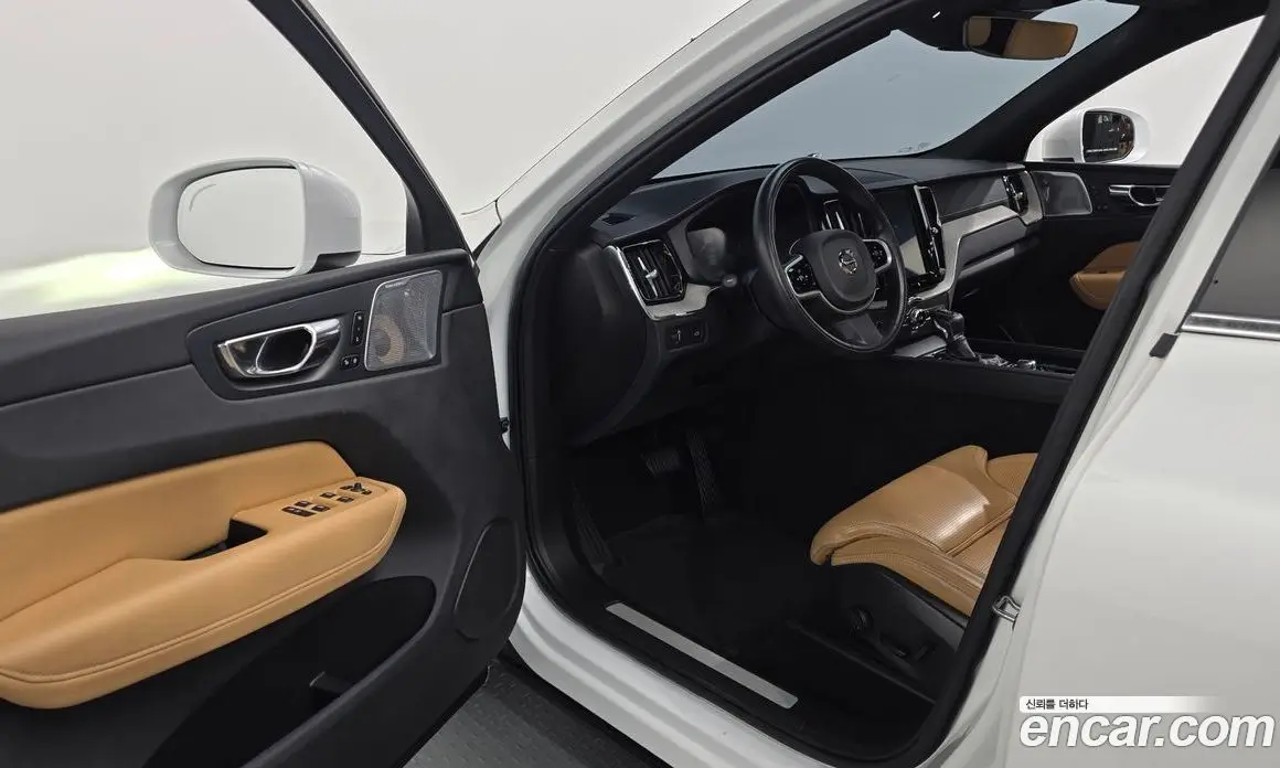 Volvo XC60 2019 2.0 АКПП, фото 10 Volvo XC60 2019 2.0 АКПП, фото 10