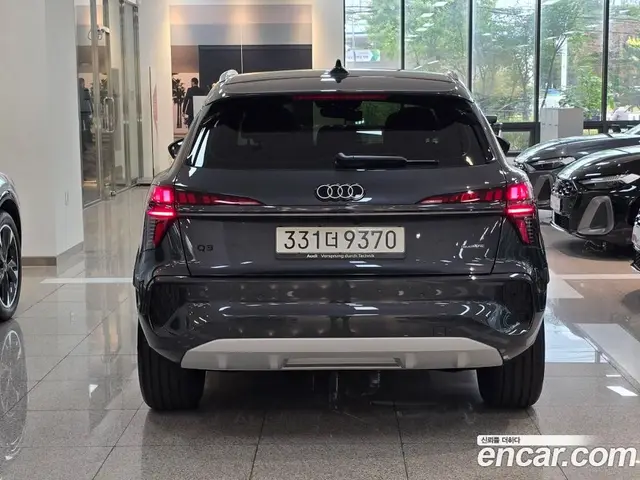 Audi Q3 2026 2.0 АКПП, миниатюра 4