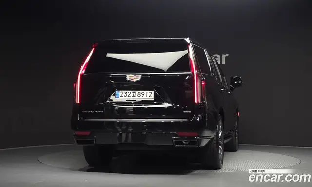 Cadillac Escalade 2023 6.2 АКПП, миниатюра 4