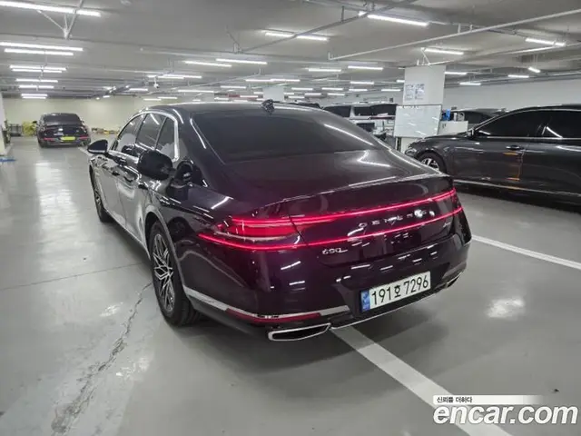 Genesis G90 2023 3.5 АКПП, миниатюра 10 Genesis G90 2023 3.5 АКПП, миниатюра 10