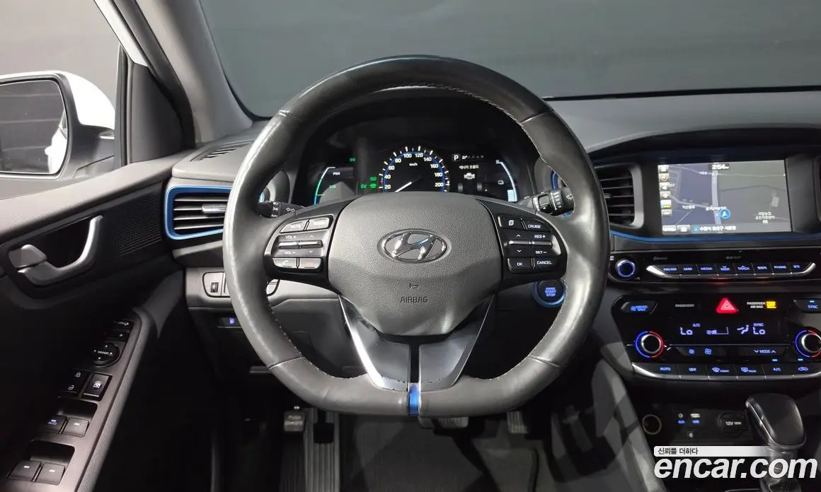 Hyundai Ioniq 2016 1.6 АКПП, фото 19