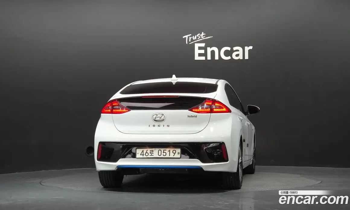 Hyundai Ioniq 2016 1.6 АКПП, фото 4