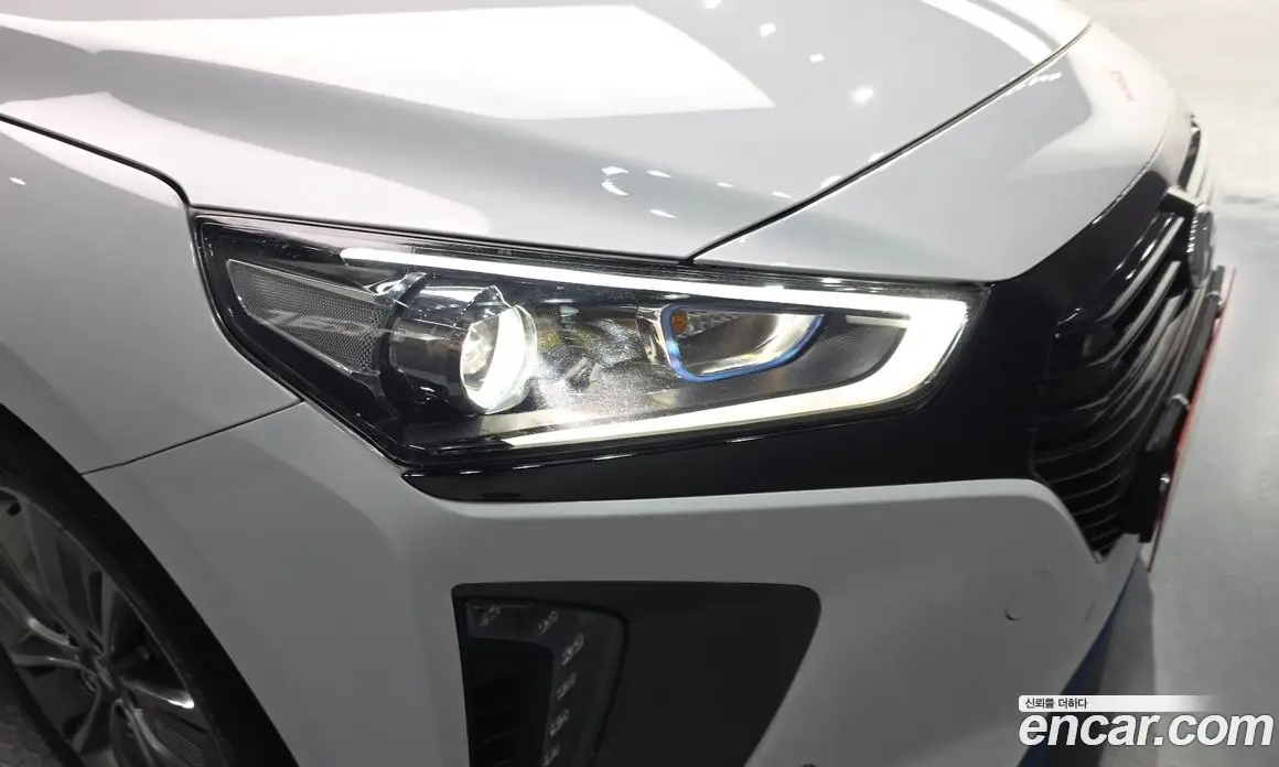 Hyundai Ioniq 2016 1.6 АКПП, фото 8
