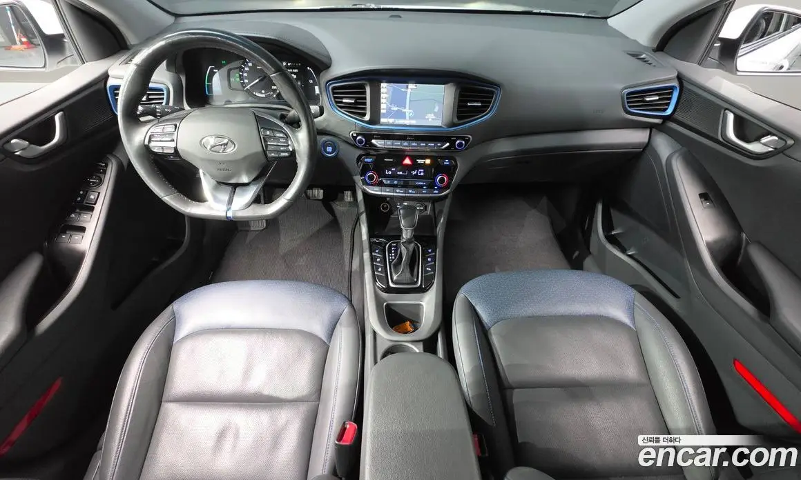 Hyundai Ioniq 2016 1.6 АКПП, фото 10