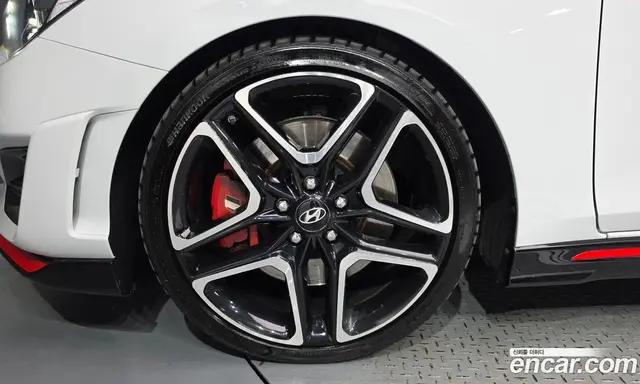 Hyundai Veloster 2019 2.0 МКПП, миниатюра 5 Hyundai Veloster 2019 2.0 МКПП, миниатюра 5