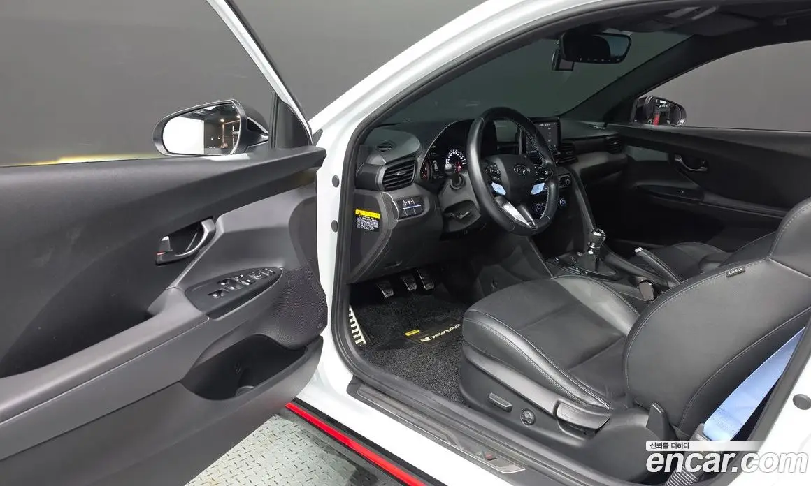 Hyundai Veloster 2019 2.0 МКПП, фото 10 Hyundai Veloster 2019 2.0 МКПП, фото 10