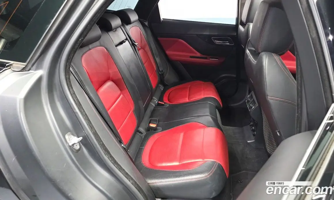 Jaguar F-Pace 2016 2.0 АКПП, фото 12